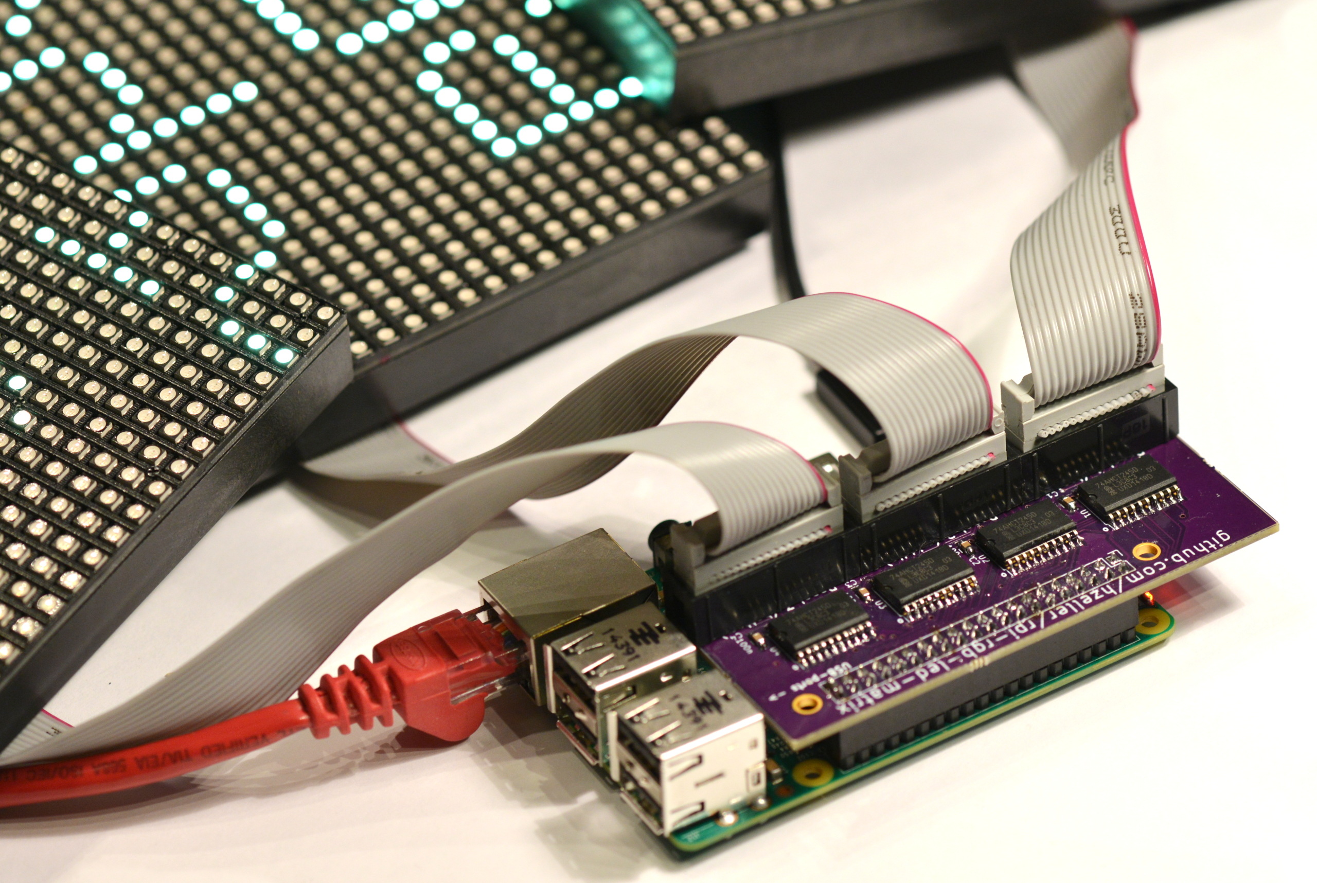 /external/matrix/img/three-parallel-panels-soic.jpg